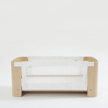 Bednest Bedside Crib