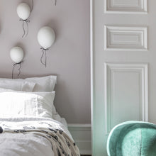 ByON Ceramic Balloon Decoration – White - Elenfhant