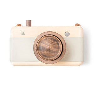 Fanny And Alexander Wooden Zoom Camera – Mineral Green