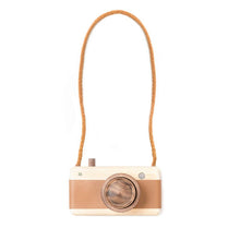 Fanny And Alexander Wooden Zoom Camera – Hazelnut