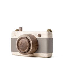 Fanny And Alexander Wooden Zoom Camera – River Pebble Grey