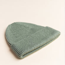 Hvid Knitted Beanie Fonzie - Sage