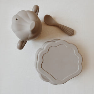 Konges Sløjd Silicone Dinner Set CLAM - Warm Grey