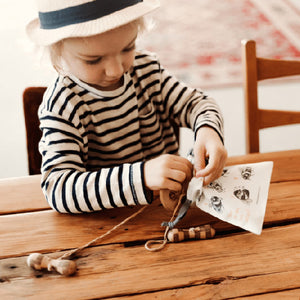 Wooden Story Swirling Spinner Buzz